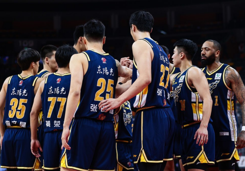 包含重磅战役即将上演篮球明星齐聚一堂的词条 包含重磅战役即将上演篮球明星齐聚一堂的词条