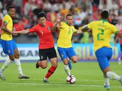 亚洲球队战术灵活,瞄准亚冠赛事金杯的简单介绍 亚洲球队战术灵活,瞄准亚冠赛事金杯的简单介绍