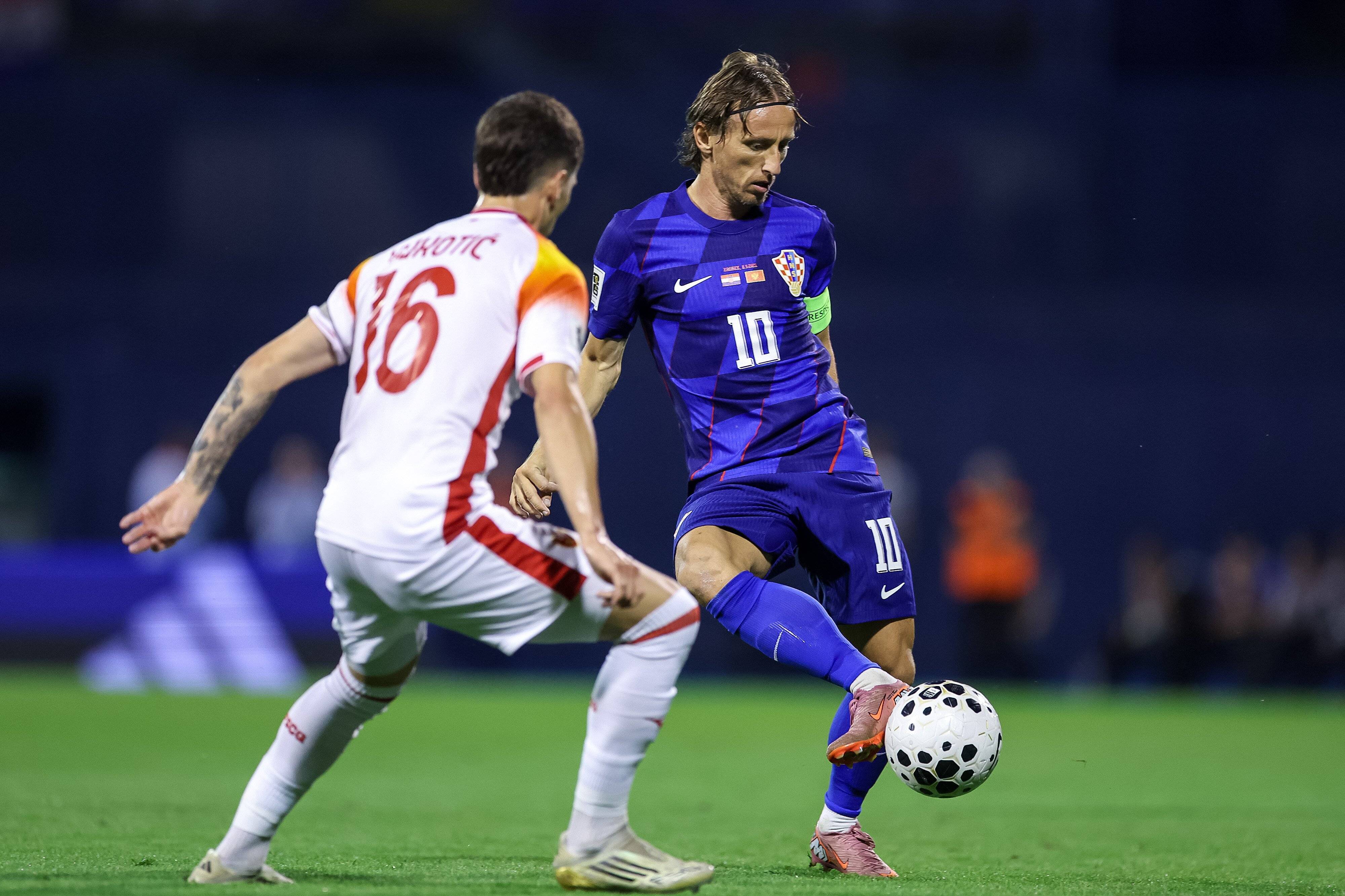 法国在对阵克罗地亚的比赛中表现抢眼，轻松晋级