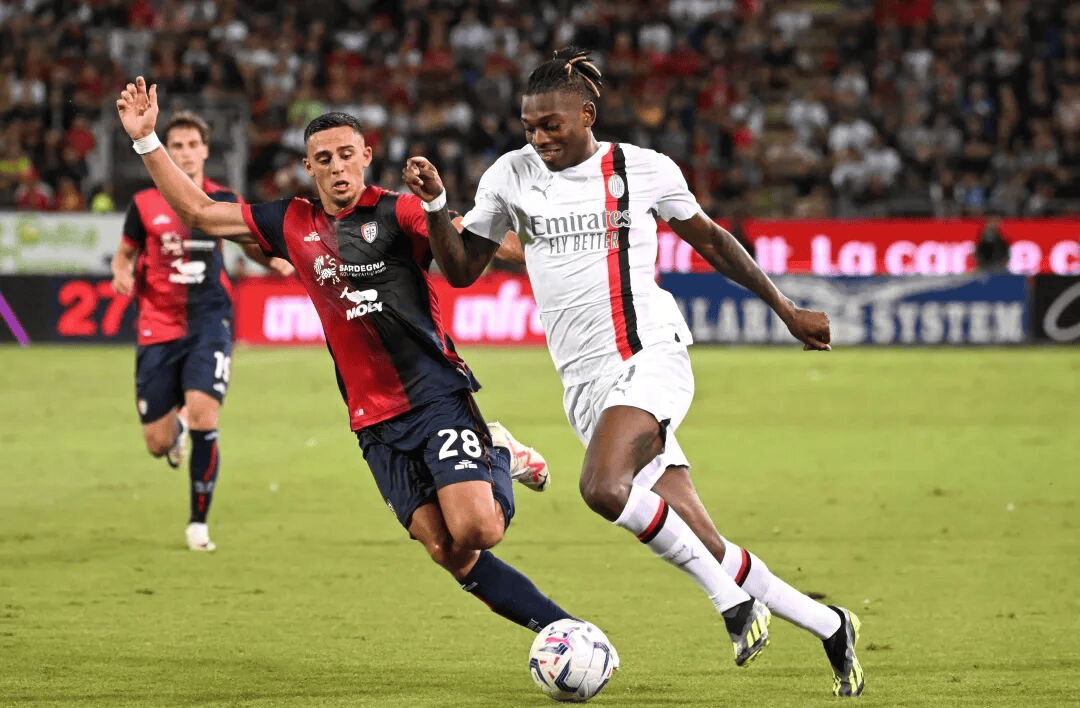 关于卡利亚里客场逆袭AC米兰精彩胜利引爆现场的信息 关于卡利亚里客场逆袭AC米兰精彩胜利引爆现场的信息