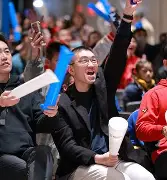 关于自由球王進攻火力全開，率隊獲得勝利的信息
